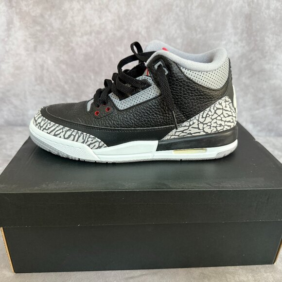 Air Jordan 3 Retro SE-T – White/Fire Red-Black | Size 9 main image 4